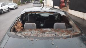 Homem quebra carros, ameaça guardas e diz ser de facção criminosa em Maringá
