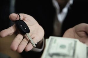 Idoso é vítima de golpe e perde R$ 105 mil ao tentar comprar carro