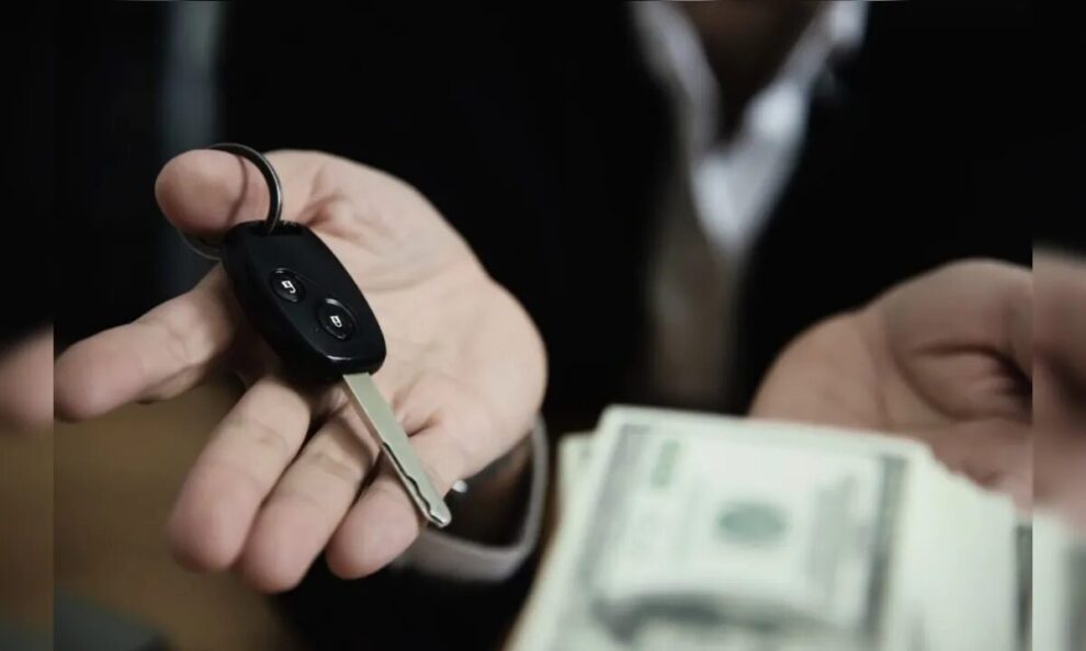 Idoso é vítima de golpe e perde R$ 105 mil ao tentar comprar carro