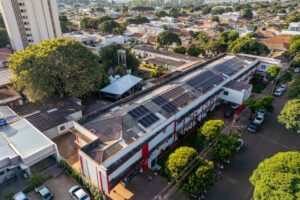Itaipu entrega sistema de energia solar a hospital de Mandaguari