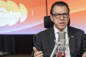 Luiz Marinho critica Senado e defende fim da escala 6x1