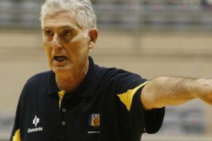 Morre Moncho Monsalve, ex-técnico da seleção brasileira de basquete