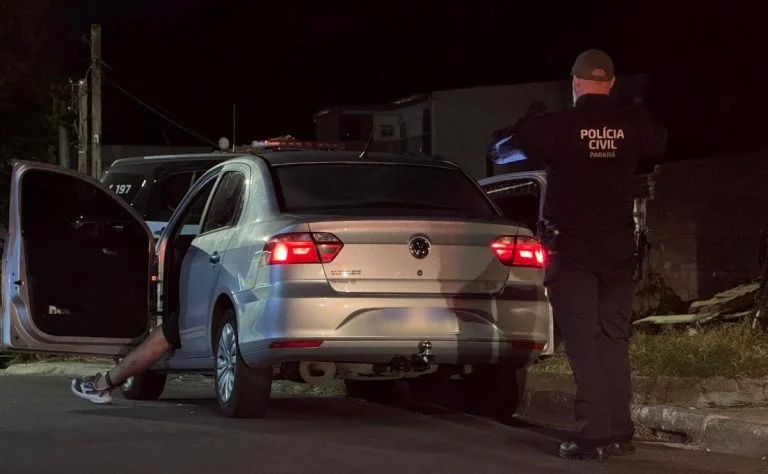 Motorista de aplicativo que estava com os três filhos dentro de carro é executado a tiros