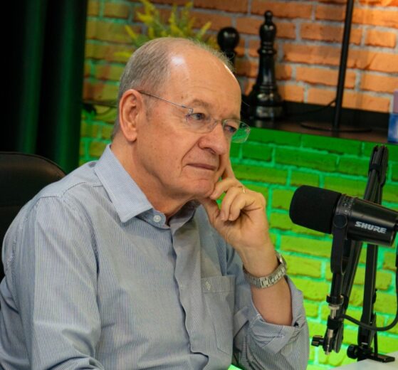 Ponto a Ponto recebe o escritor e palestrante Gilcler Regina