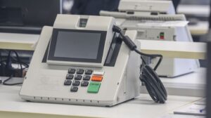 Prazo de desincompatibilização termina neste sábado