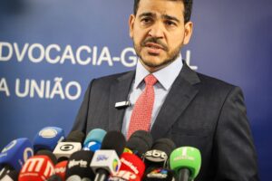 Sabatina de Jorge Messias para vaga no STF será dia 29 de abril
