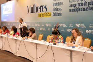 Viva Maria fala verdades sobre a trajetória das mulheres na política