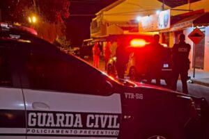 Jovem é chamado para fora de bar e executado a tiros em Sarandi