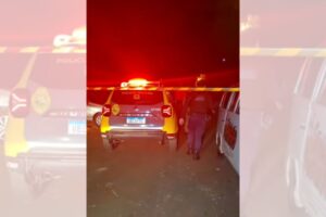 Jovem é morto com facada no pescoço após discussão em bar de Sarandi; vítima é identificada