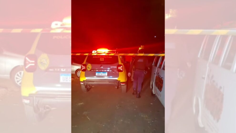 Jovem é morto com facada no pescoço após discussão em bar de Sarandi; vítima é identificada