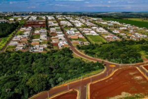 Lei quer obrigar loteadoras a doarem 10% dos terrenos à venda para a construção de casas populares em Maringá