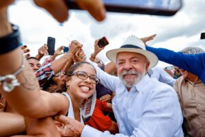 Lula defende proibição de inteligência artificial nas eleições
