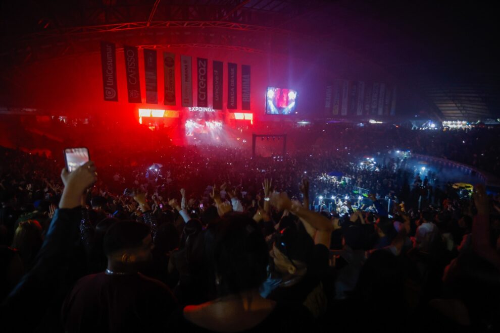 Matuê e Alok agitam segunda noite da Expoingá 2026 com arena cheia e público animado