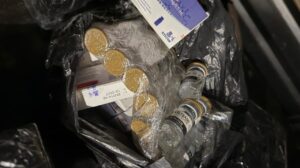 PF apreende aparelhos eletrônicos e medicamentos em Maringá