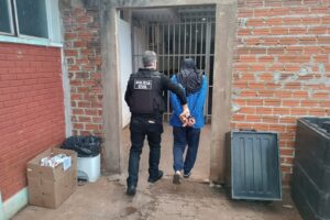 Polícia Civil cumpre três mandados de prisão contra condenados por abuso sexual de menores na região de Maringá