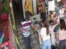 Polícia identifica casal apontado por roubo de R$ 30 mil em joias em mercado de Maringá; vídeo
