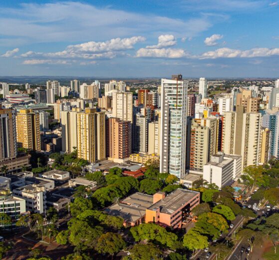 Tempo firme e calor ganham destaque na quarta-feira (6) em Maringá