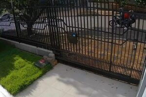 Vídeo: Polícia prende homem envolvido no roubo de iPhones contra motoboy com prótese em Maringá