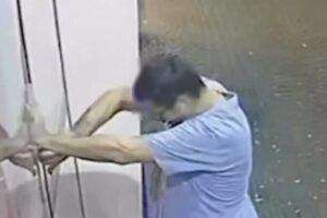 Vídeo: homem arromba porta de vidro, invade loja de bijuterias e causa prejuízo em Maringá