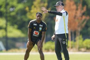 Ancelotti admite mudanças contra Haiti e desconversa sobre Endrick
