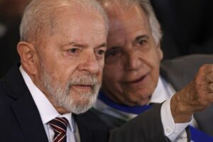 Após criticar Trump, Lula fala em investir para proteger soberania