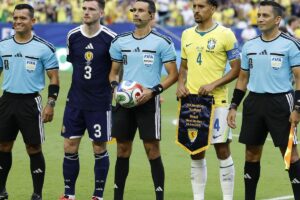CBF envia ofício contestando gol anulado de Vini Jr. contra Escócia