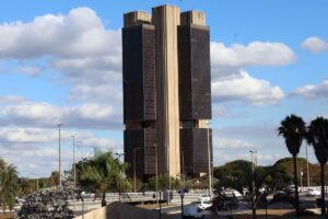 CCJ do Senado aprova proposta que amplia autonomia do Banco Central