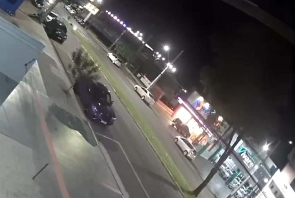 Câmera flagra acidente que matou jovem motociclista em Maringá; Veja o vídeo