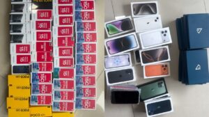 Denúncia anônima leva PF a apreender cerca de 80 celulares e canetas emagrecedoras irregulares no centro de Maringá; vídeo