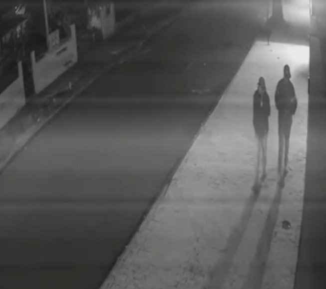 Irmãos acusados de furto em residência são presos após fuga por telhados em Maringá; vídeo