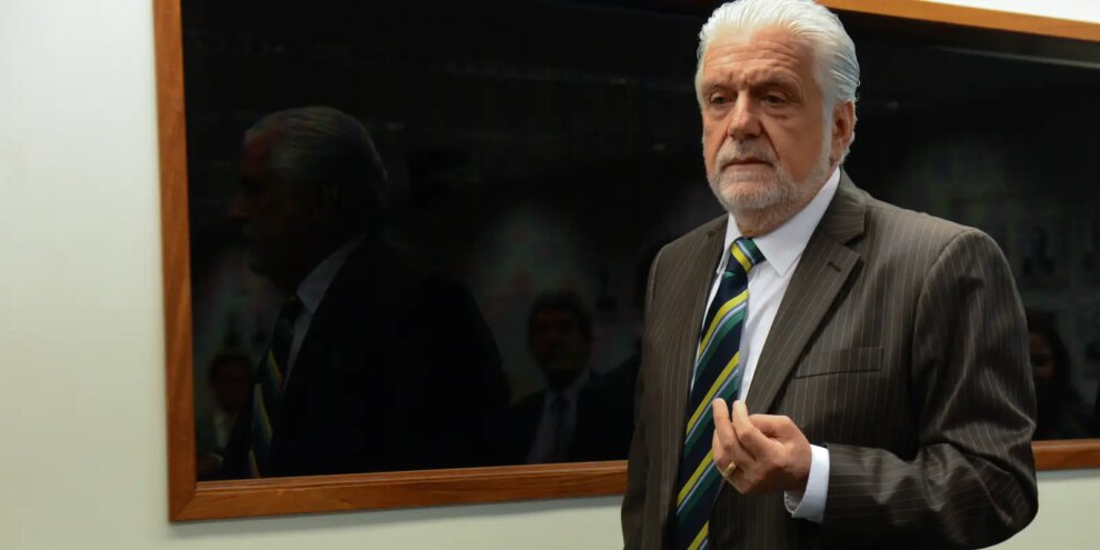 Jacques Wagner deixa liderança do governo no Senado Federal