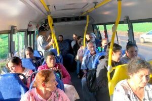 Jandaia do Sul inicia transporte coletivo urbano gratuito com duas rotas e ônibus novos