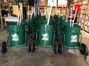 MUNICÍPIO DE JANDAIA DO SUL ENTREGA 26 NOVOS CARRINHOS PARA A EQUIPE DE LIMPEZA PÚBLICA