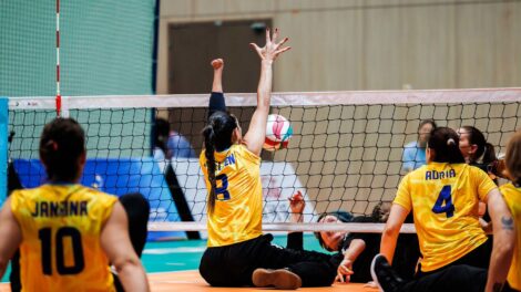 Brasil vai às quartas do Mundial de vôlei sentado nos dois naipes