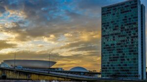 Congresso tem último dia de trabalho nesta sexta-feira (17)