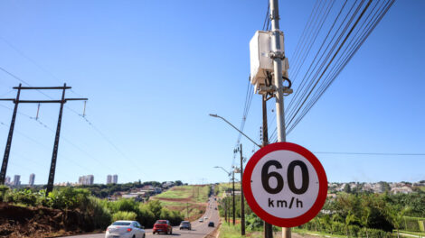 Dez radares concentram mais de 120 mil infrações em Maringá