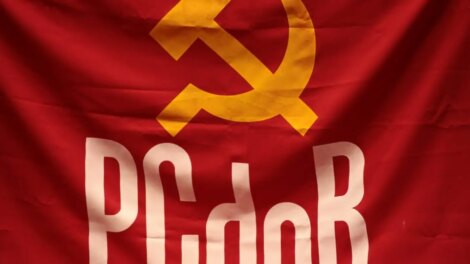 Em convenção, PCdoB formaliza apoio à chapa formada por Lula e Alckmin