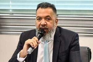 Ex-prefeito de Belford Roxo preso com arma de guerra é solto pelo STF