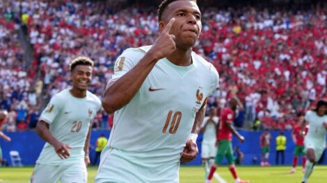 França é a primeira semifinalista da Copa após 2 a 0 sobre Marrocos