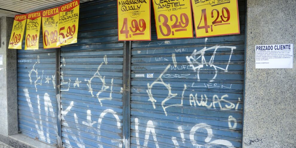 Funcionamento do comércio em feriados ganha nova regra