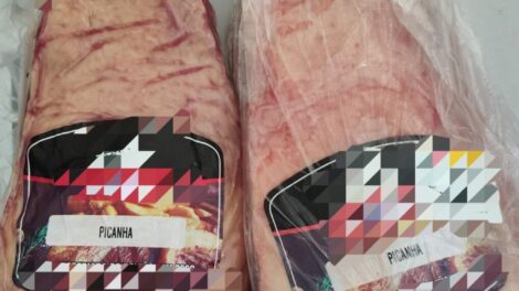 Homem é preso tentando furtar duas peças de picanha em supermercado de Maringá