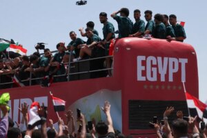 Jogadores do Egito são recebidos como heróis após atuação na Copa