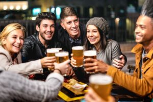 Leitora do Maringá Post tem palpite certeiro e garante voucher de R$ 100 do Marvin English Pub