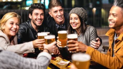 Leitora do Maringá Post tem palpite certeiro e garante voucher de R$ 100 do Marvin English Pub