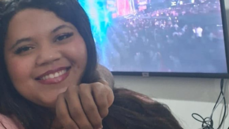 Moradora de Sarandi, na região de Maringá, Alana é mãe de três crianças, de 3, 5 e 7 anos, e trabalha como motorista de aplicativo há cerca de quatro meses.