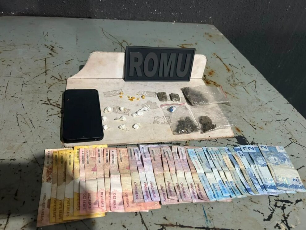 Mulher tenta esconder cocaína nas partes íntimas e acaba presa por tráfico em Maringá