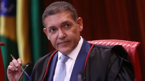 Nunes Marques propõe selo para premiar institutos de pesquisa