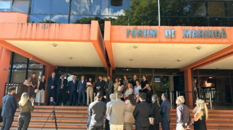 OAB Maringá realiza desagravo público em defesa das prerrogativas da advocacia