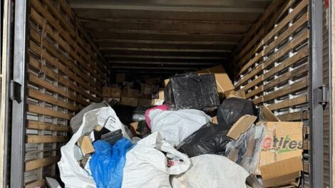 Polícia Federal apreende veículo com duas mil mercadorias ilegais em Peabiru