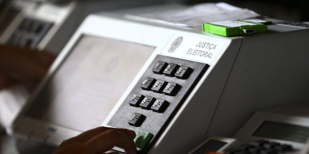 Candidatos à presidência começam campanhas nas ruas